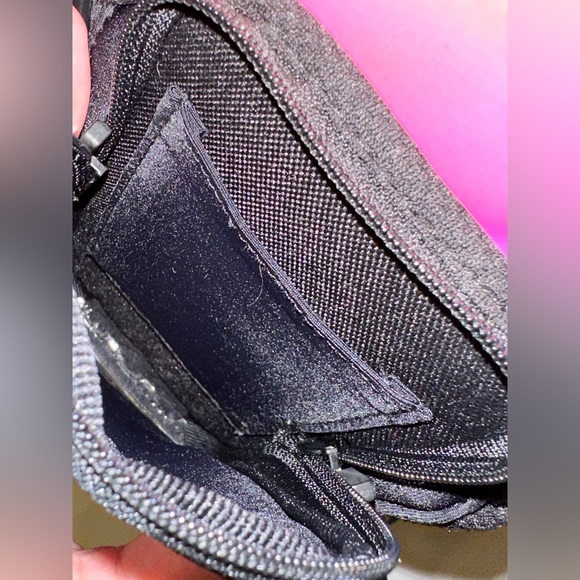 Armpocket X The Ultimate Arm Band Cellphone Holder for Workouts NEW - Picture 5 of 5